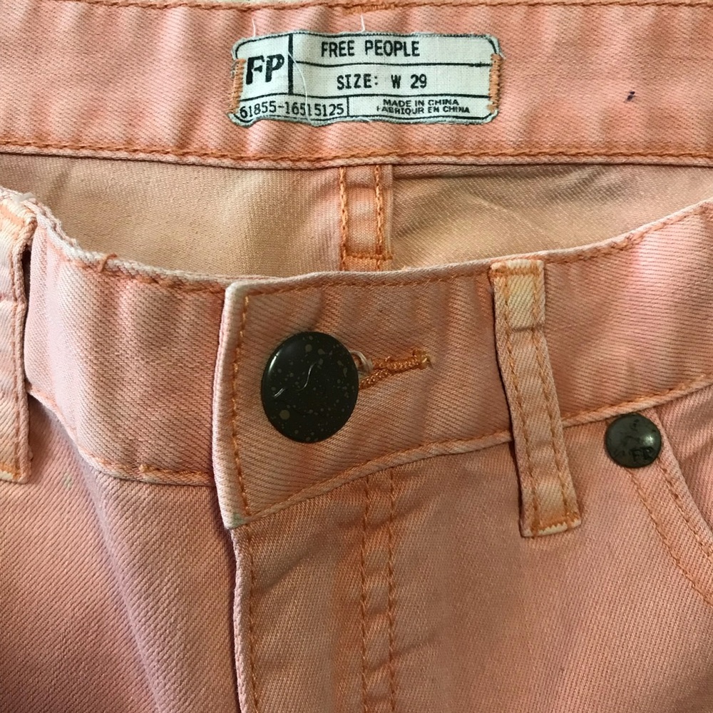 Free people size W 29 jeans like new condition.